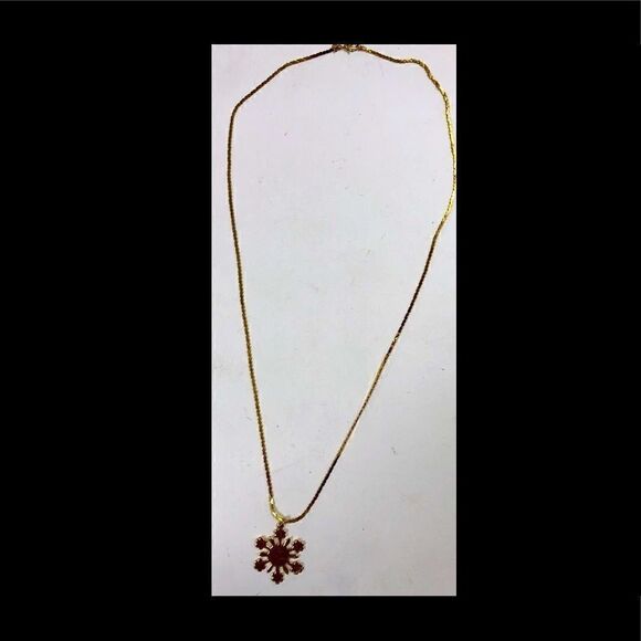Vintage signed Monet Snowflake Christmas pendant charm 24" Necklace - Picture 3 of 4
